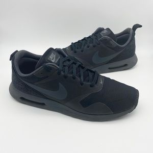 nike air max tavas triple black